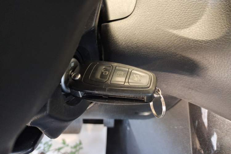 Used Ford Focus 2015 Sedan 1.6L Automatic Trend Model Vehicle Key
