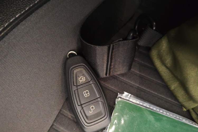 Used Ford Focus 2015 Hatchback EcoBoost 180 Automatic Sport Model Vehicle Key