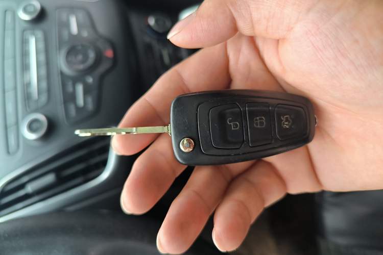 Used Ford Focus 2015 Sedan 1.6L Automatic Trend Model Vehicle Key