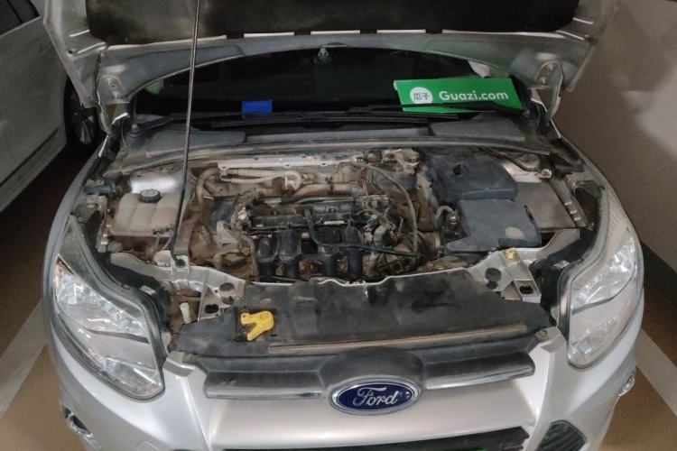 Used Ford Focus 2015 Sedan 1.6L Automatic Trend Model Engine Bay