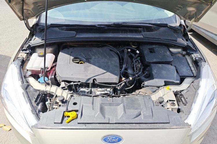 Used Ford Focus 2015 Hatchback EcoBoost 180 Automatic Elite Model Engine Bay