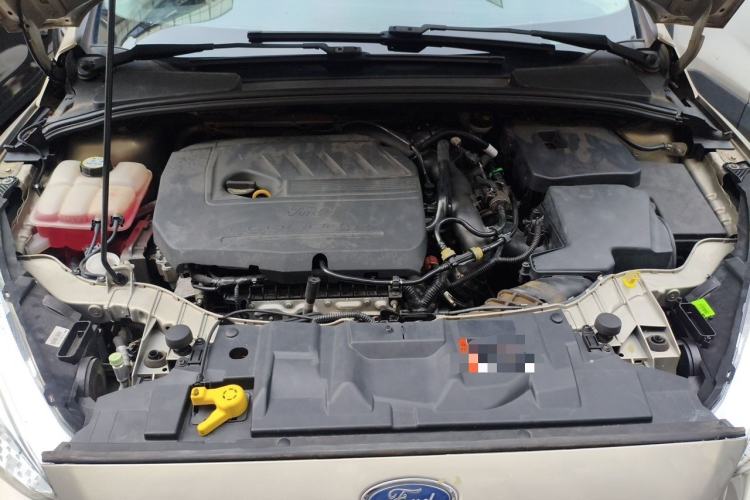 Used Ford Focus 2015 Hatchback EcoBoost 180 Automatic Elite Model Engine Bay