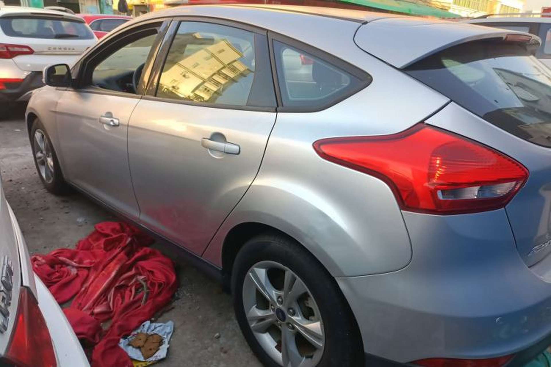 Used Ford Focus 2015 Hatchback 1.6L Automatic Comfort Model Exterior 3
