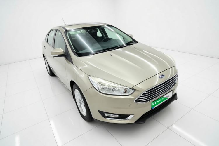Used Ford Focus 2015 Sedan 1.6L Automatic Trend Model Front Right 45 Deg