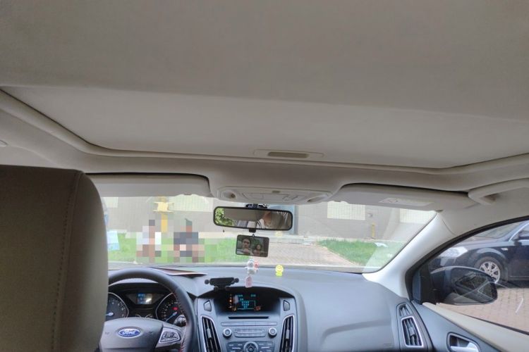 Used Ford Focus 2015 Sedan 1.6L Automatic Trend Model Headliner