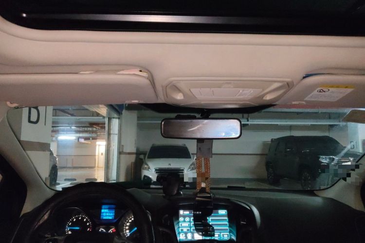 Used Ford Focus 2015 Sedan 1.6L Automatic Trend Model Headliner