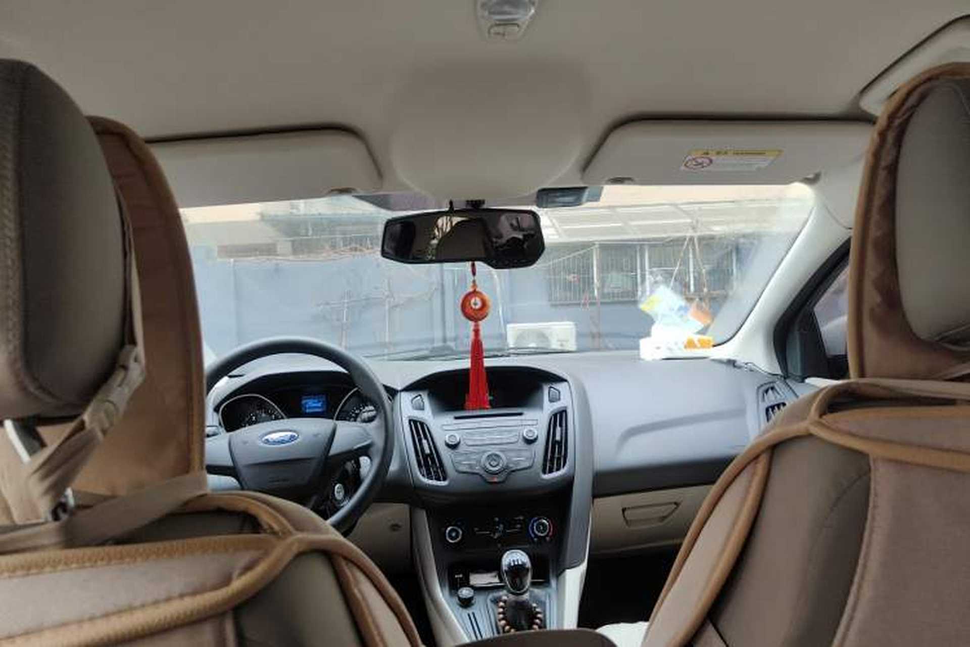 Used Ford Focus 2015 Sedan 1.6L Manual Comfort Model Headliner