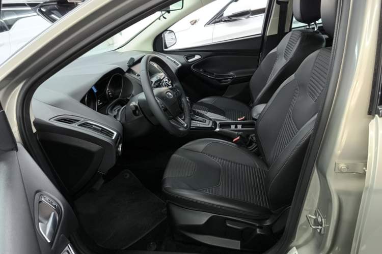 Used Ford Focus 2015 Sedan 1.6L Automatic Trend Model Left Front Seat