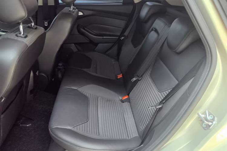 Used Ford Focus 2015 Hatchback EcoBoost 180 Automatic Sport Model Left Rear Seat