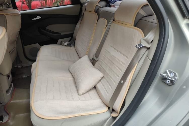Used Ford Focus 2015 Sedan 1.6L Manual Comfort Model Left Rear Seat