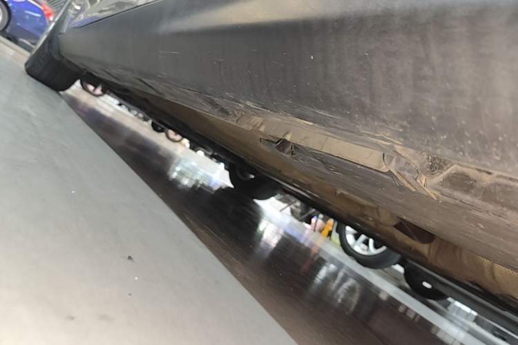 Used Ford Focus 2015 Sedan 1.6L Automatic Trend Model Left Side Sill