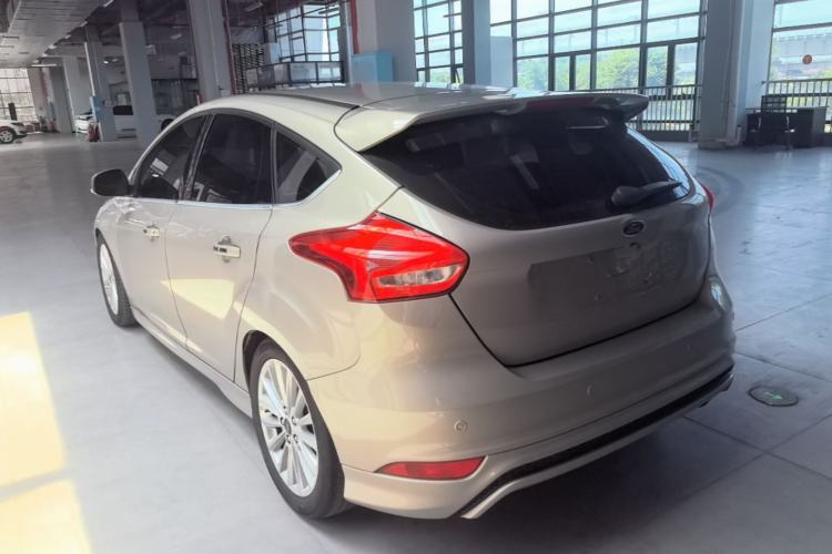 Used Ford Focus 2015 Hatchback EcoBoost 180 Automatic Sport Model Rear Left 45 Deg