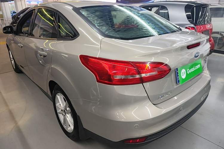 Used Ford Focus 2015 Sedan 1.6L Automatic Trend Model Rear Left 45 Deg
