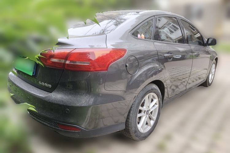 Used Ford Focus 2015 Sedan 1.6L Automatic Trend Model Rear Right 45 Deg