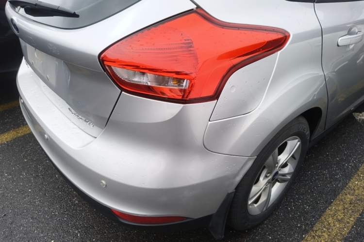 Used Ford Focus 2015 Hatchback 1.6L Automatic Comfort Model Right Rear Taillight