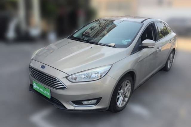 Used Ford Focus 2015 Sedan 1.6L Manual Fashion Edition