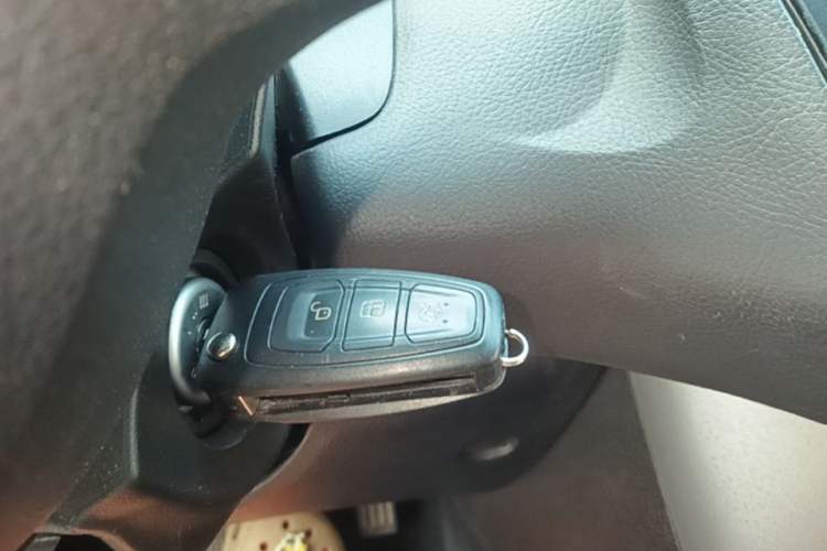 Used Ford Focus 2015 Hatchback 1.6L Automatic Comfort Model Vehicle Key