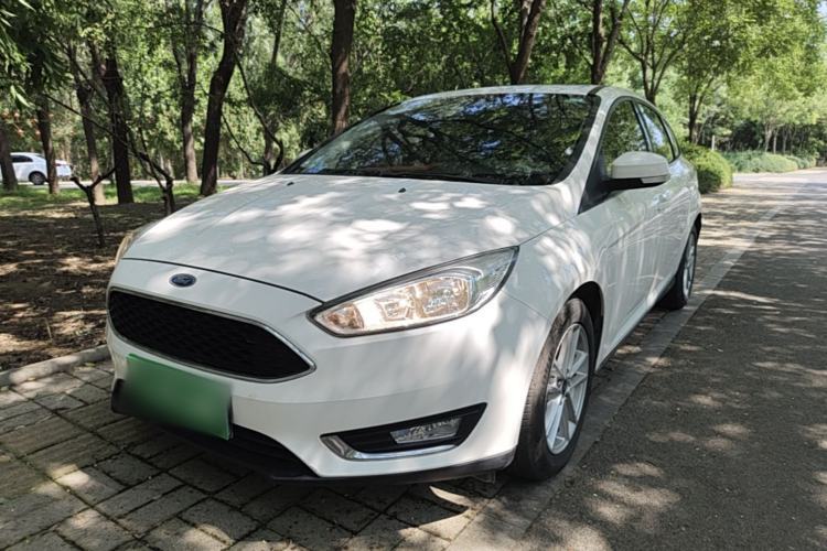 Used Ford Focus 2015 Hatchback 1.6L Automatic Fashion Edition Guazi used car, China used car export, Used car for sale, Used  cars, Cheapest cars for sale