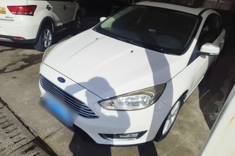 Used Ford Focus 2015 Sedan 1.6L Automatic Trend Model Guazi used car, China used car export, Used car for sale, Used  cars, Cheapest cars for sale