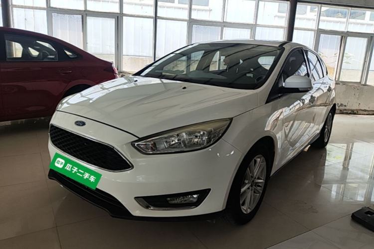 Used Ford Focus 2015 Hatchback 1.6L Automatic Fashion Edition Guazi used car, China used car export, Used car for sale, Used  cars, Cheapest cars for sale