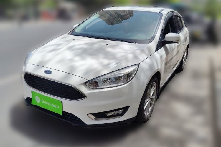 Used Ford Focus 2015 Hatchback EcoBoost 125 Manual – Ultra-Style Edition Guazi used car, China used car export, Used car for sale, Used  cars, Cheapest cars for sale