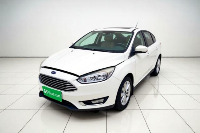 Ojetý Ford Focus 2015 Sedan 1.6L Automatic Trend Model