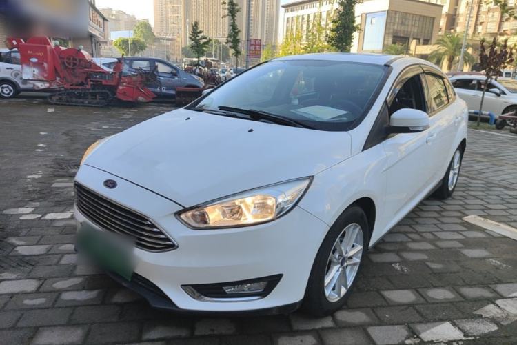 Used Ford Focus 2015 Sedan 1.6L Automatic Trend Model Guazi used car, China used car export, Used car for sale, Used cars, Cheapest cars for sale