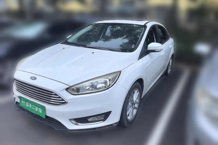 Używany Ford Focus 2015 Sedan 1.6L Automatic Trend Model Guazi used car, China used car export, Used car for sale, Used cars, Cheapest cars for sale