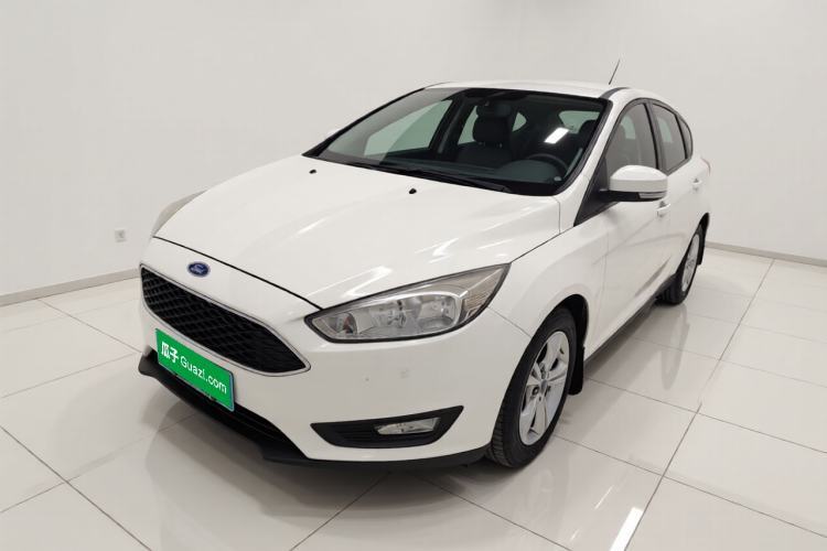 Used Ford Focus 2015 Hatchback 1.6L Automatic Comfort Model Guazi used car, China used car export, Used car for sale, Used cars, Cheapest cars for sale