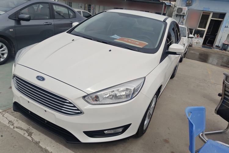 Used Ford Focus 2015 Sedan 1.6L Automatic Comfort Model Guazi used car, China used car export, Used car for sale, Used  cars, Cheapest cars for sale