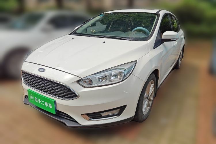 Used Ford Focus 2015 Hatchback 1.6L Automatic Fashion Edition Guazi used car, China used car export, Used car for sale, Used  cars, Cheapest cars for sale