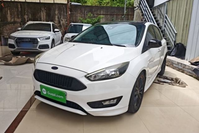 Used Ford Focus 2015 Hatchback EcoBoost 180 Automatic Sport Model