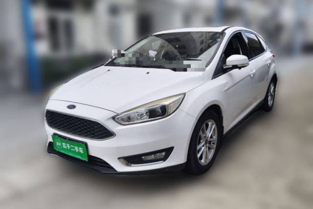 Ojetý Ford Focus 2015 Hatchback 1.6L Automatic Fashion Edition