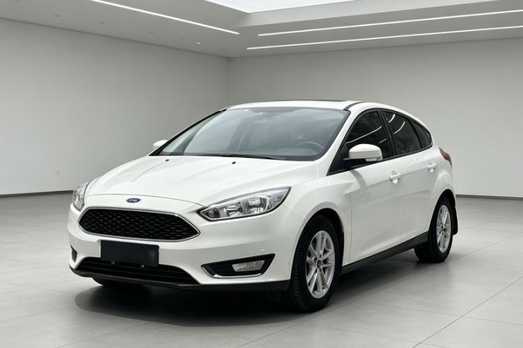 Used Ford Focus 2015 Hatchback 1.6L Automatic Fashion Edition Guazi used car, China used car export, Used car for sale, Used  cars, Cheapest cars for sale