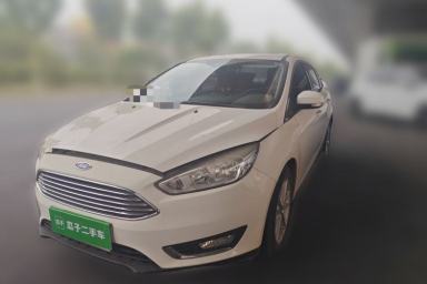 Used Ford Focus 2015 Sedan EcoBoost 125 Manual – Ultra-Style Edition