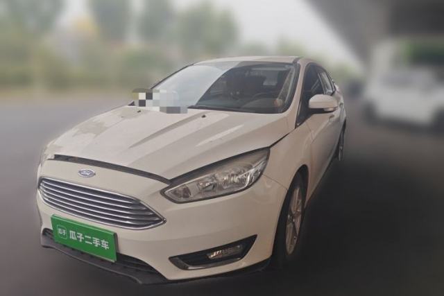 Used Ford Focus 2015 Sedan EcoBoost 125 Manual – Ultra-Style Edition