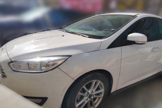 Używany Ford Focus 2015 Sedan EcoBoost 125 Manual – Ultra-Style Edition