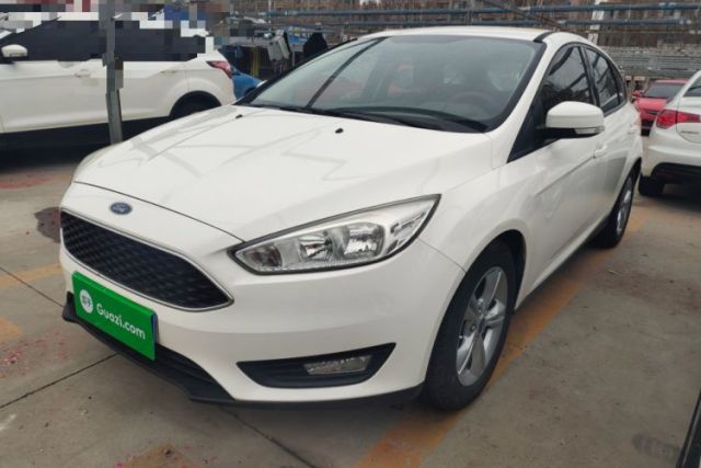 Ford Focus 2015 Hatchback 1.6L Automatic Comfort Model с пробегом