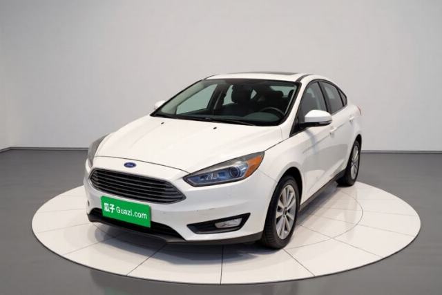 Used Ford Focus 2015 Sedan 1.6L Manual Fashion Edition