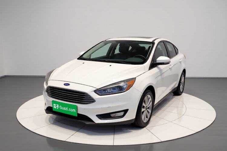 Used Ford Focus 2015 Sedan 1.6L Manual Fashion Edition Guazi used car, China used car export, Used car for sale, Used  cars, Cheapest cars for sale