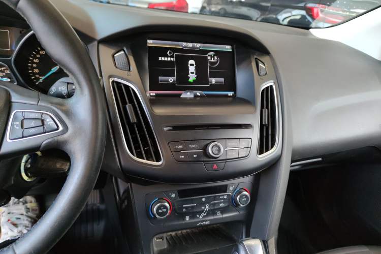 Used Ford Focus 2015 Sedan EcoBoost 180 Automatic Elite Model Audio And AC Panel
