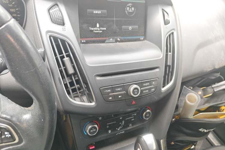 Used Ford Focus 2015 Sedan EcoBoost 180 Automatic Elite Model Audio And AC Panel