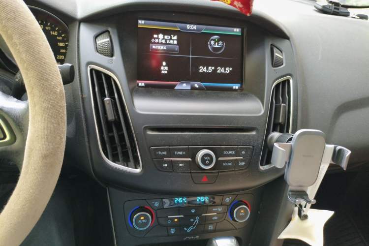 Used Ford Focus 2015 Sedan EcoBoost 180 Automatic Elite Model Audio And AC Panel