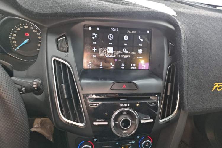 Used Ford Focus 2015 Hatchback EcoBoost 180 Automatic Sport Model Audio And AC Panel