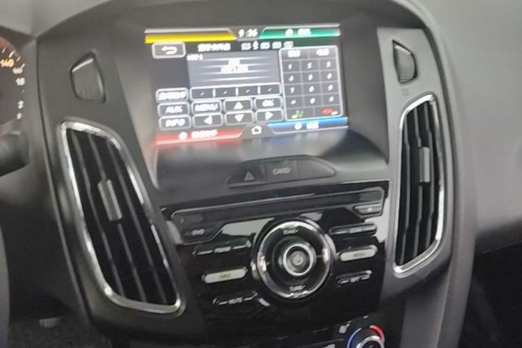 Used Ford Focus 2015 Sedan 1.6L Manual Fashion Edition Audio And AC Panel