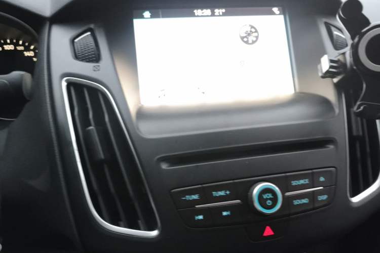 Used Ford Focus 2015 Sedan EcoBoost 180 Automatic Elite Model Audio And AC Panel