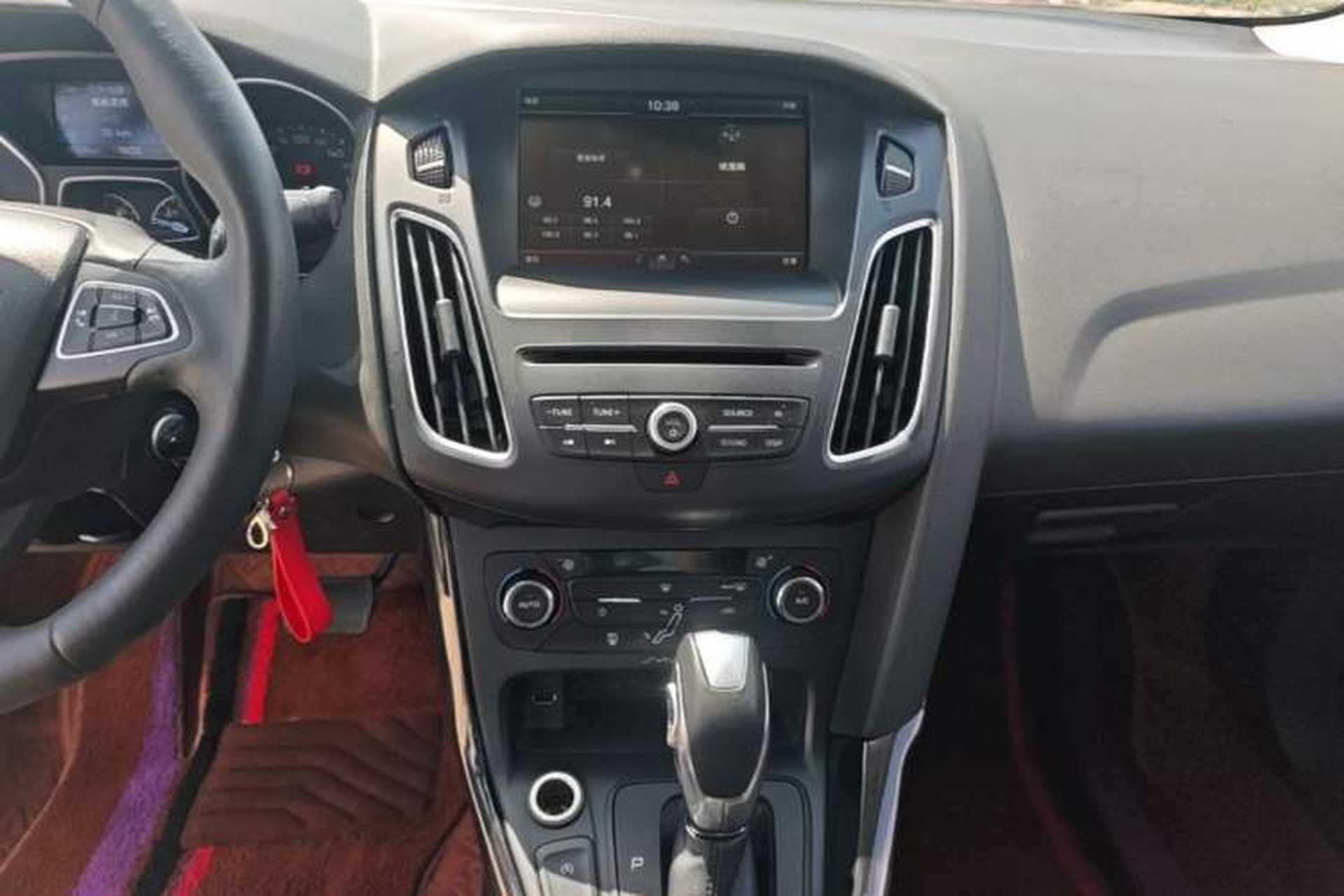 Used Ford Focus 2015 Sedan EcoBoost 180 Automatic Elite Model Audio And AC Panel