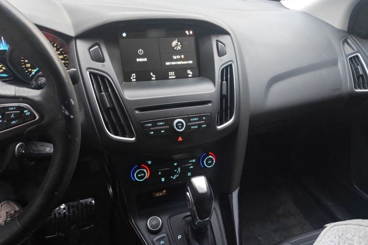 Used Ford Focus 2015 Sedan EcoBoost 180 Automatic Elite Model Audio And AC Panel