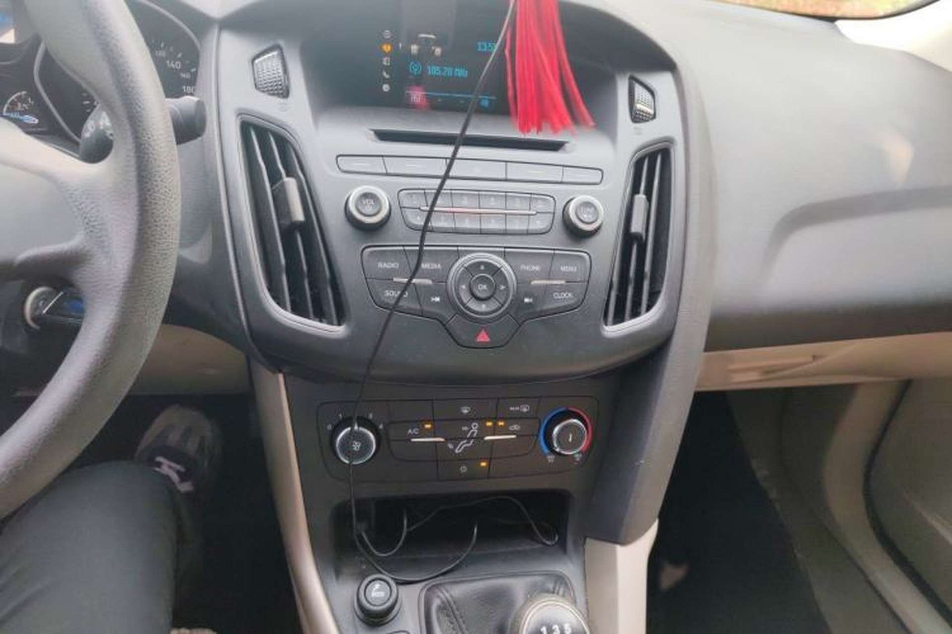 Used Ford Focus 2015 Sedan 1.6L Manual Comfort Model Audio And AC Panel