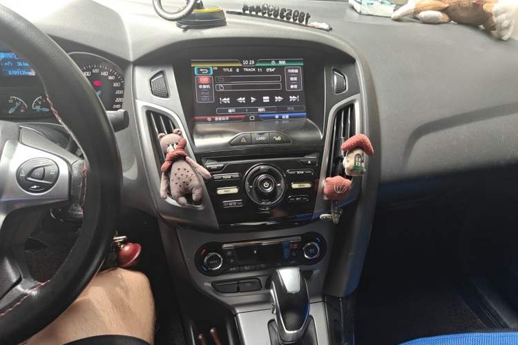 Used Ford Focus 2015 Sedan 1.6L Automatic Trend Model Audio And AC Panel